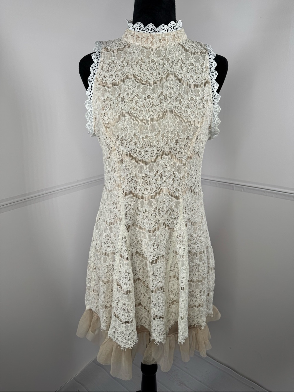 Trixxi Lace Mock Neck Fit & Flare Dress with Tulle Hem Ivory Size Large